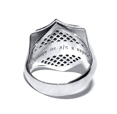 Перстень с гравировкой серебро